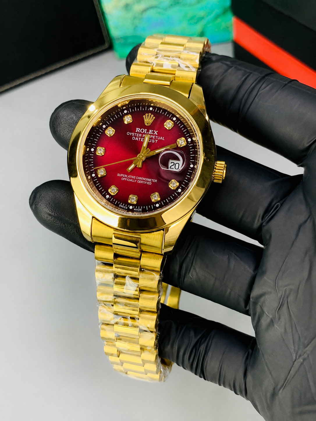 Luxury Gold Chain Red Dial Men's Watch | Premium Stainless Steel Wrist Watch with Date & Time Display